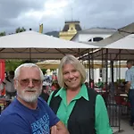 度假居 恩加艮哈斯图博度假屋 *