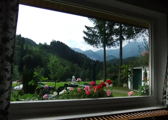 Enghagen Haarstube *