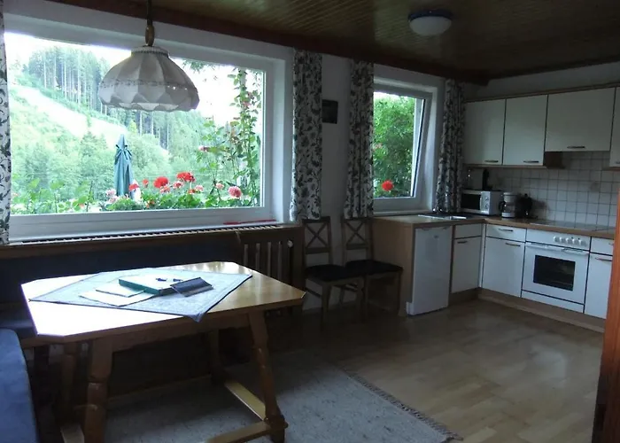 Enghagen Haarstube * Vorderstoder